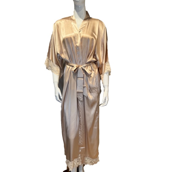 Babeyond Satin Robe Lace One Size Loungewear - Picture 5 of 10